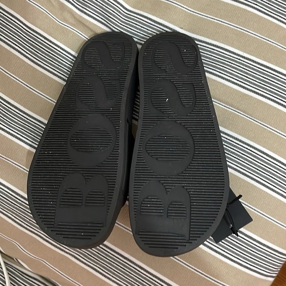 Boss/ slides/unisex - Picture 2 of 3